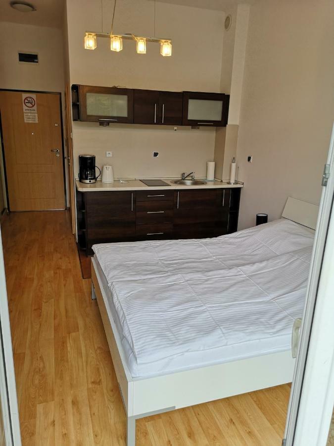 Apartament Trzy Korony 1 ชวีโนวิชแจ ภายนอก รูปภาพ